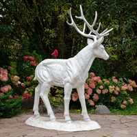 ростовая фигура олень