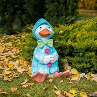 Фигурка утенок в плаще - фото 35122