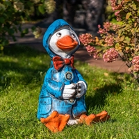 Фигурка утенок в плаще - фото 35124