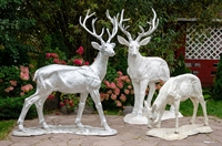 объемные фигуры оленей