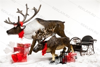 фигуры оленей с санями