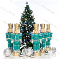 новогодняя фигура солдатик