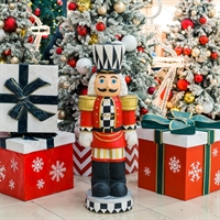 новогодняя фигура Солдатик