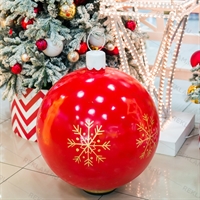 большой елочный шар