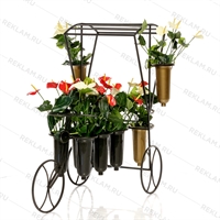 Металлическая стойка для продажи цветов