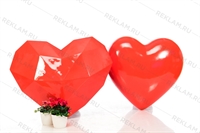 Рекламная Объемная фигура Сердце полигональное  для декора витрины магазина