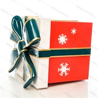 Фигура Подарок  для декора магазина, стеклопластик