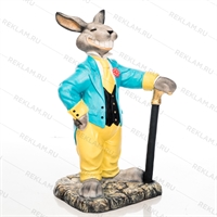 Рекламная объёмная фигура Заяц стиляга из стеклопластика