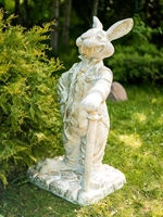 рекламная фигура для витрины магазина