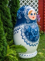 матрёшка в покраске гжель