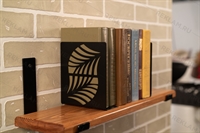 ограничитель для книг в индивидуальном дизайне