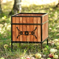 кадка в саду