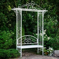 арка со скамейкой с белом исполнении