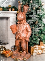 фигура для новогоднего оформления витрины магазина