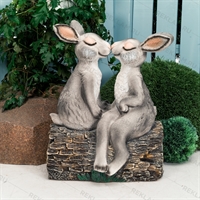 влюбленные зайцы