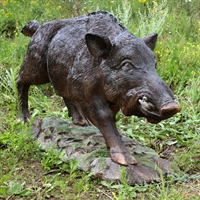 ростовая объёмная фигура кабана
