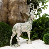 олень для декора