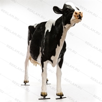 фигура коровы из стеклопластика