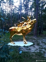 северный олень из металла
