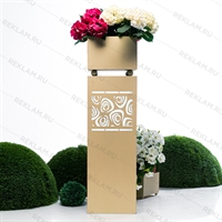 для входной группы торгового центра