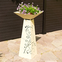 уличная металлическая колонна