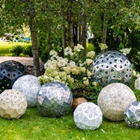 металлические фигуры для магазина и тц