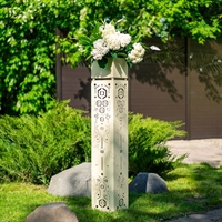 металлический вазон