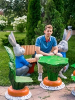 Скамейка полукруглая для детской площадки Зайцы дерево, металл, стеклопластик 170 см - фото 48984