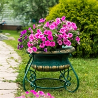 уличный вазон для растений