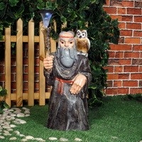 Садовый светильник Старик с филином - фото 49697