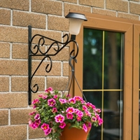Кронштейн настенный для цветов с фонарем - фото 49764