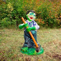 Фигура садовая Лягушка с граблями - фото 51032